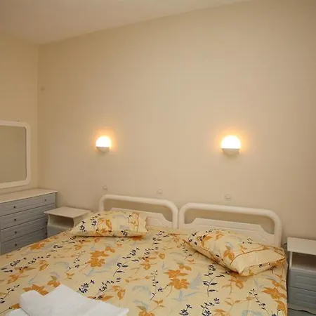 Hotel Aris 3*